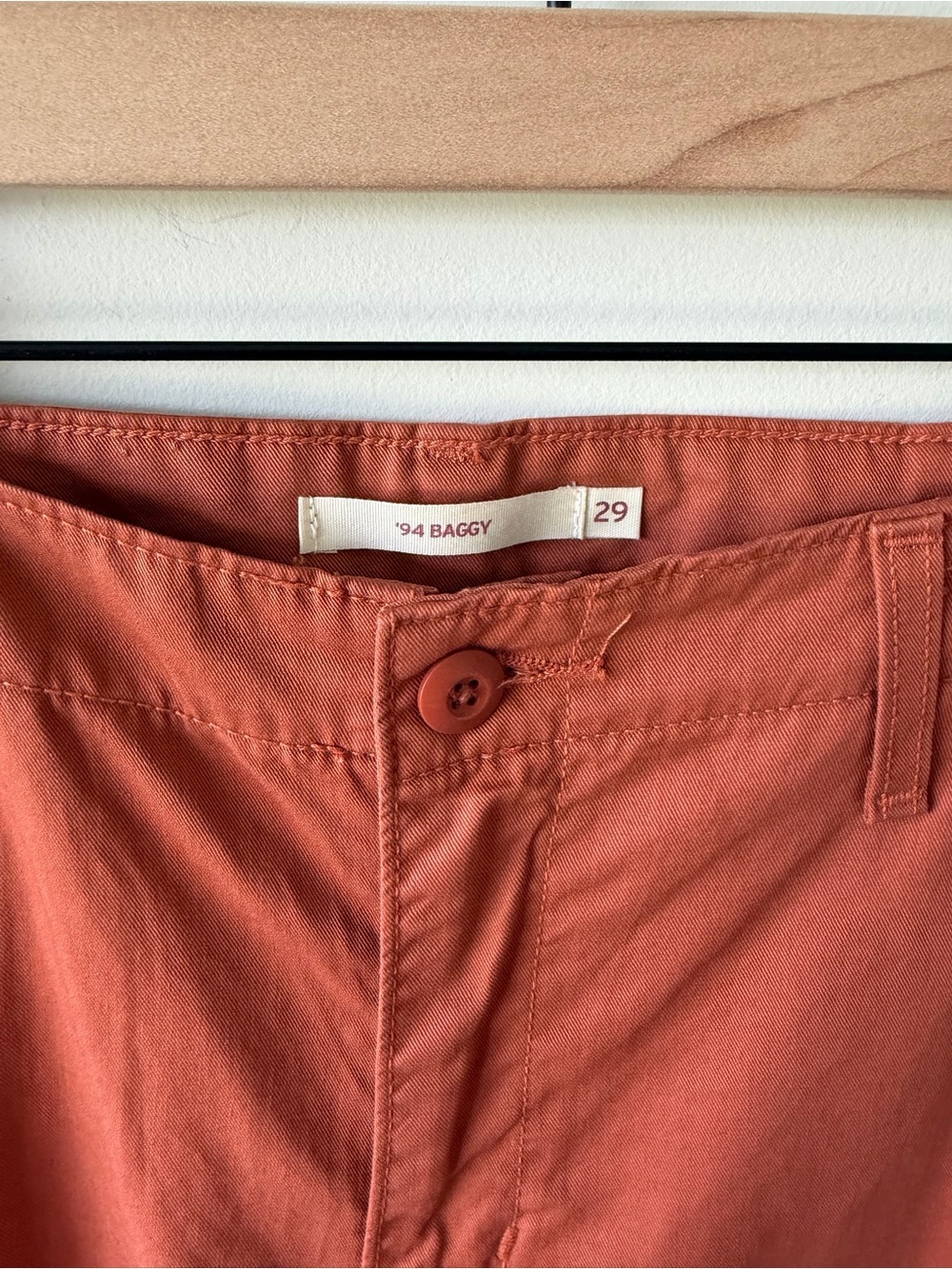 Levi’s '94 Baggy Cargo Pants in Baked Clay Red 100% Cotton 30L - Picture 6 of 13
